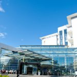 Ikar Plaza, Außenansicht