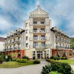 Außenansicht des Rezydent Resort in Swinemünde