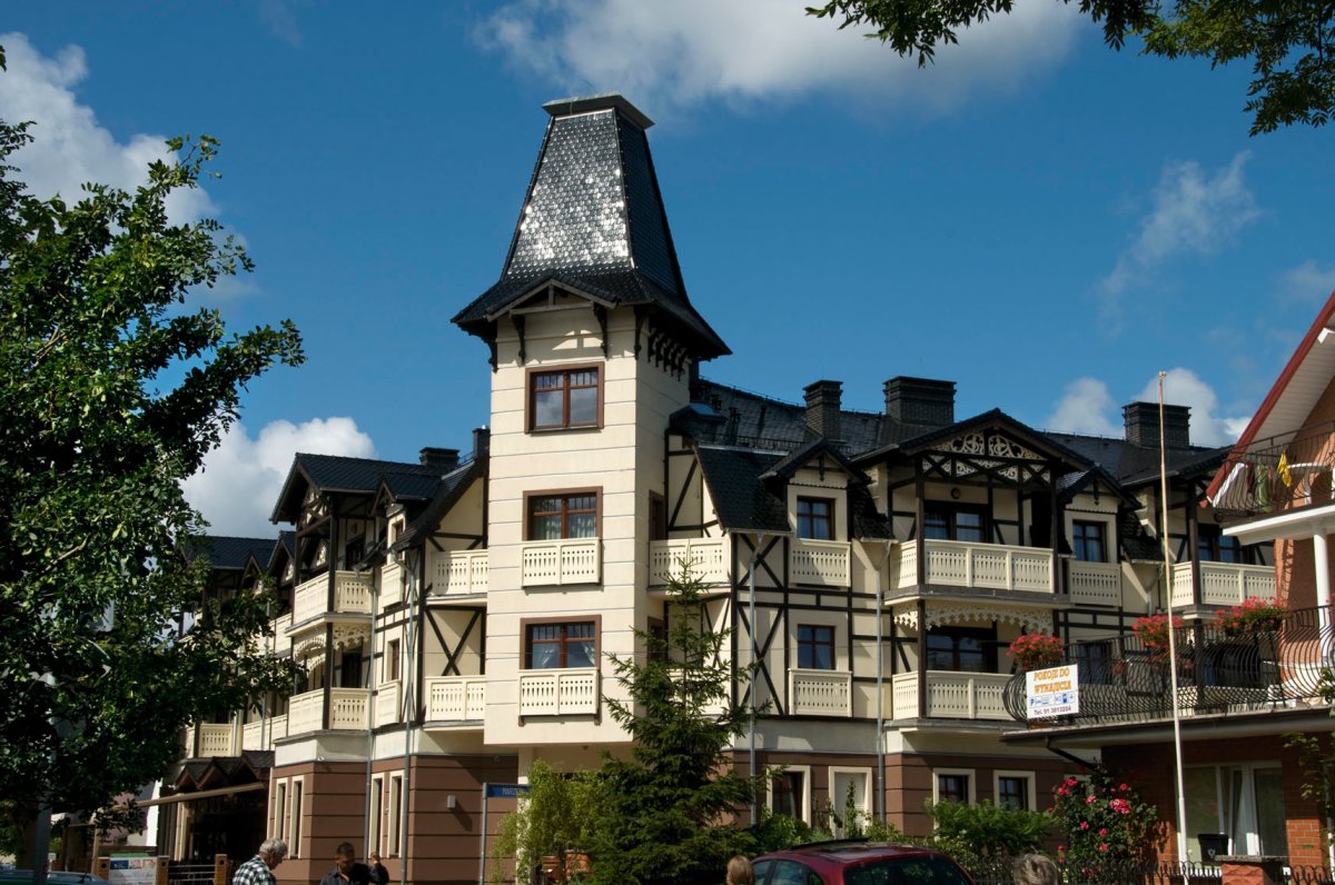 Außenansicht des Hotels Stary Dziwnów in Dziwnów