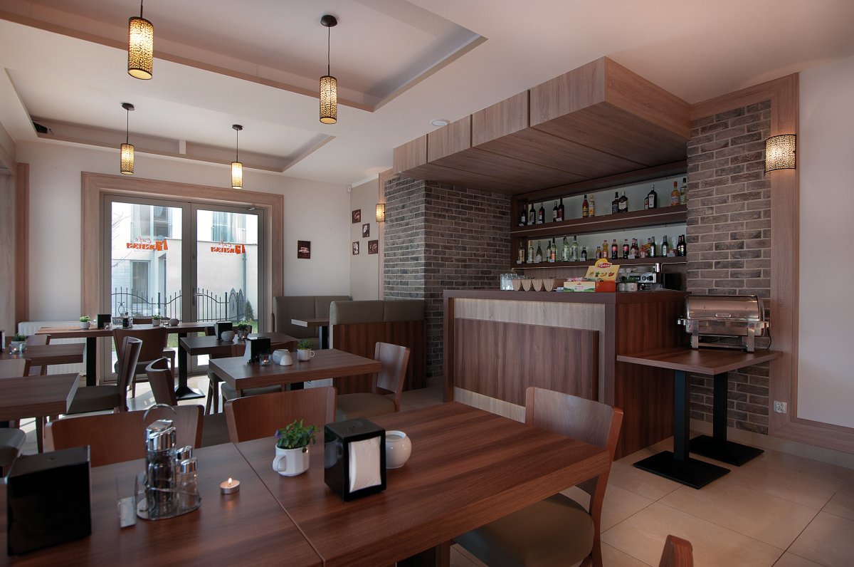 Bar Feniks